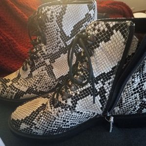 linea paolo snakeskin moto boots